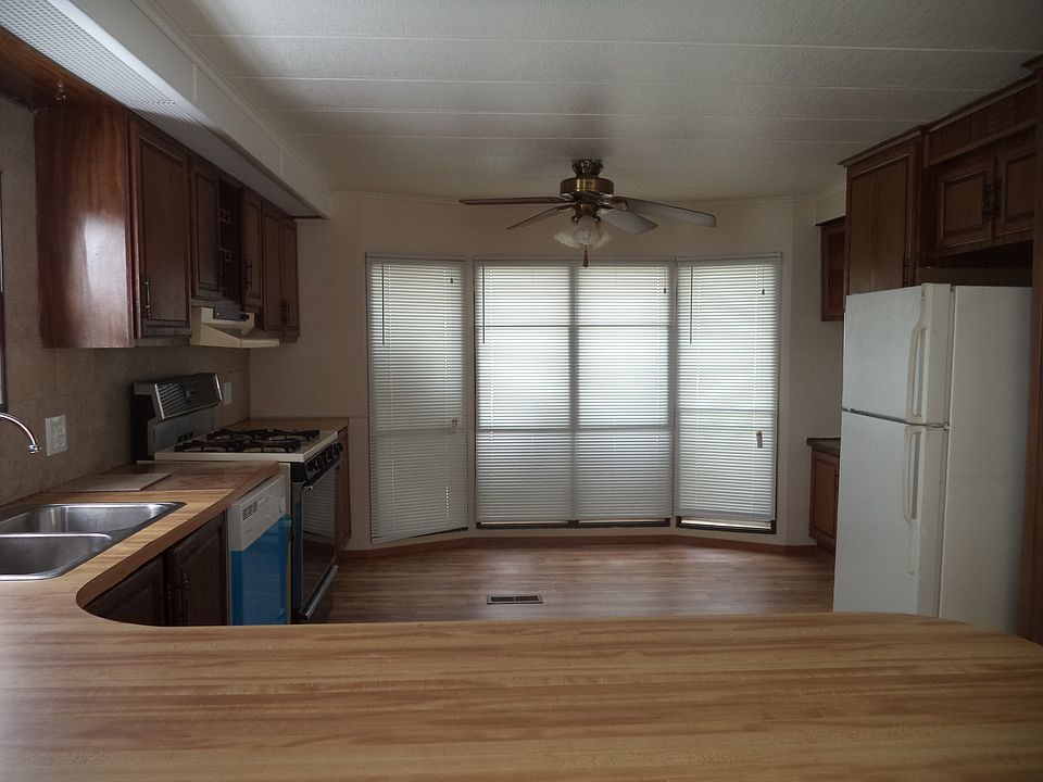 1st image of 223 E Heather Ct.