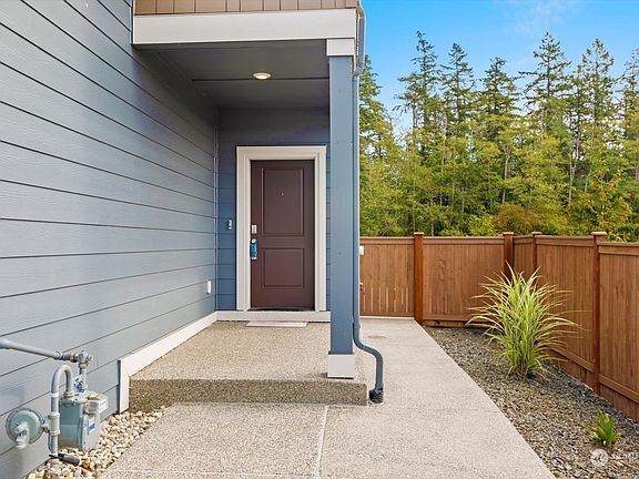 5th image of 28205 64th Court NW