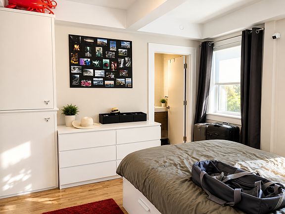 2nd image of 126 Charles St APT 2