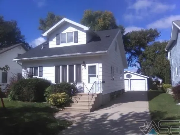 523 2nd St NW, Pipestone, MN 56164