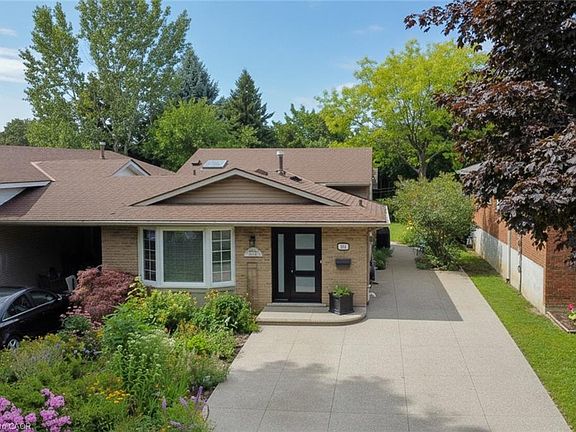 4th image of 374 Brigadoon Dr