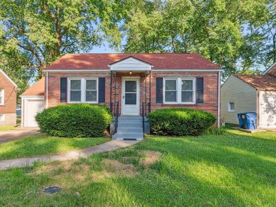 920 N New Florissant Rd, Florissant, MO, 63031