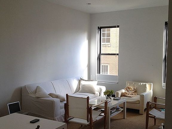 3rd image of 254 W 25th St APT 6D