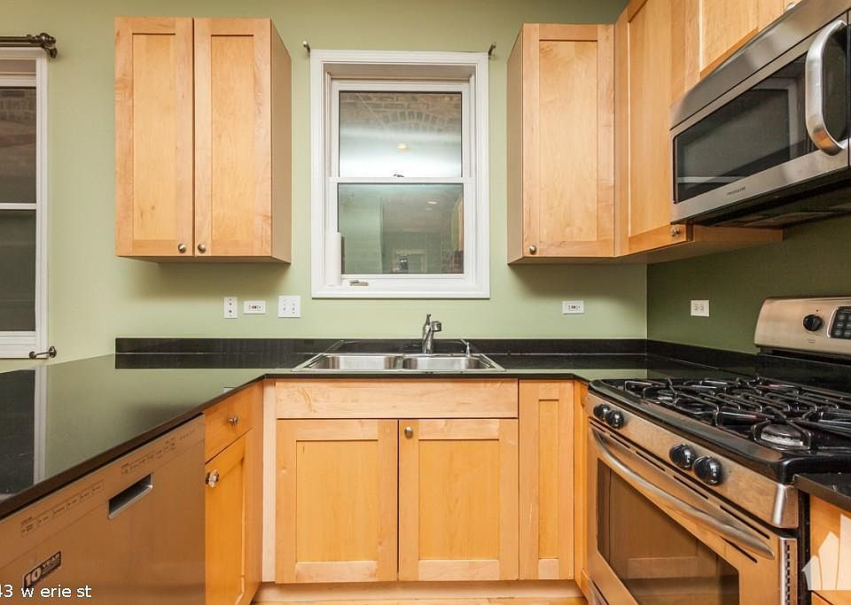 1st image of 2043 W Erie St #1123