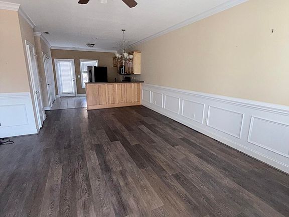 4th image of 526 Hamilton Way