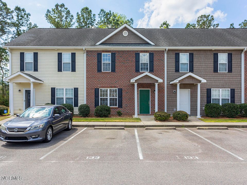1st image of 133 Lincoln Place Circle #30