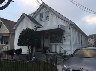 16725 142nd Ave, Jamaica, NY 11434
