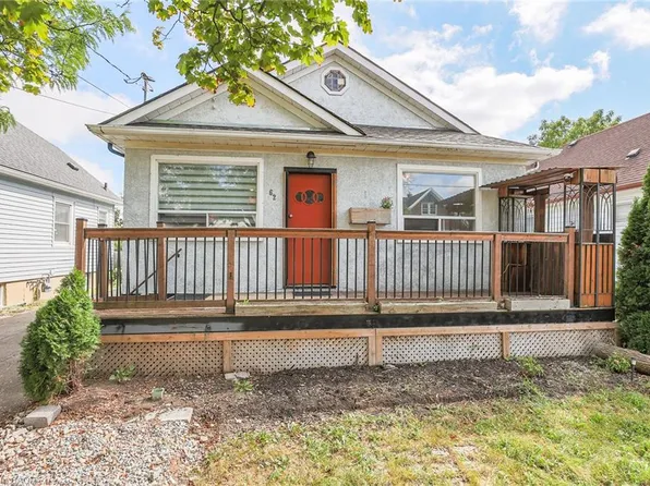 62 Cosby Ave, Saint Catharines, ON L2M 5R6