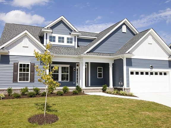 These photos are representative of this floor plan, but all options may not be available in every co