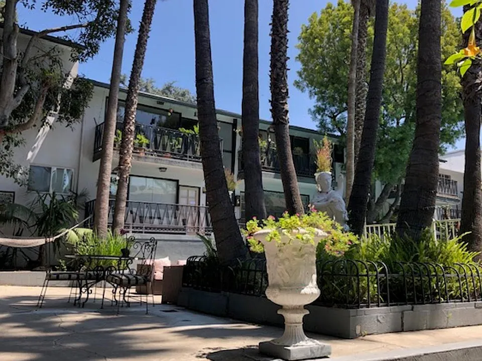 Hillside Courtyard