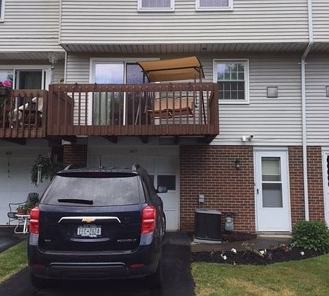 2nd image of 1423 Independence Dr