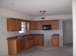 2nd image of 1771 Campus Rd