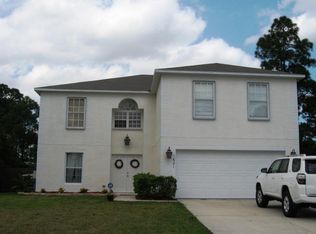 1621 SW Penrose Ave, Port Saint Lucie, FL 34953