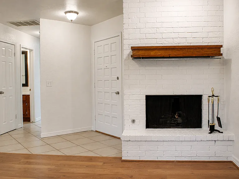 1724 Lionsgate Cir — Photo 4
