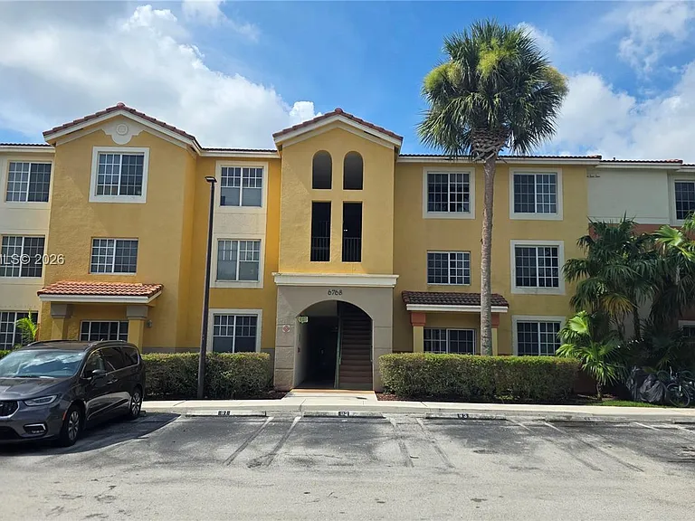 6768 Heritage Grande #7208 — Photo 1