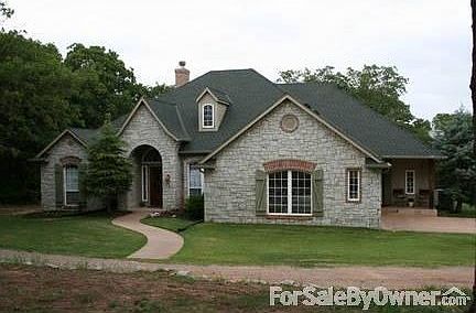 Front
						:
						This is the front side of the home.