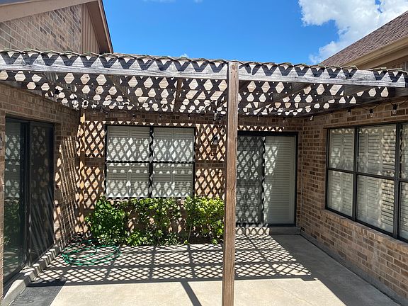 5th image of 807 Parkview Cir