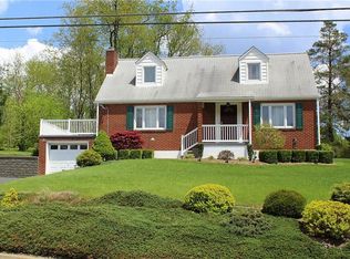 6039 Library Rd, Bethel Park, PA 15102