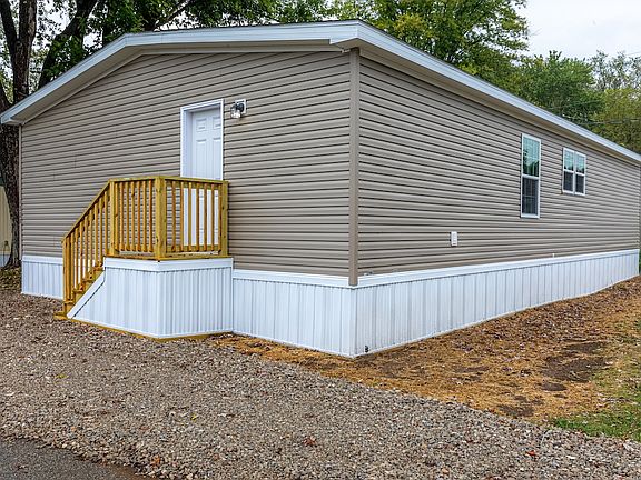 2nd image of 1302 Sunset Dr #1328