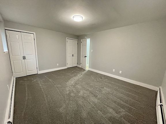 5th image of 730 Main St APT A3