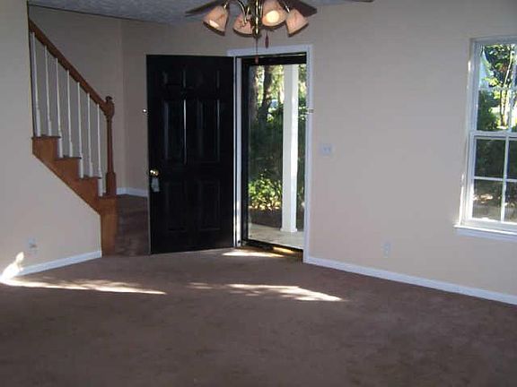 5th image of 306 Kafir Dr