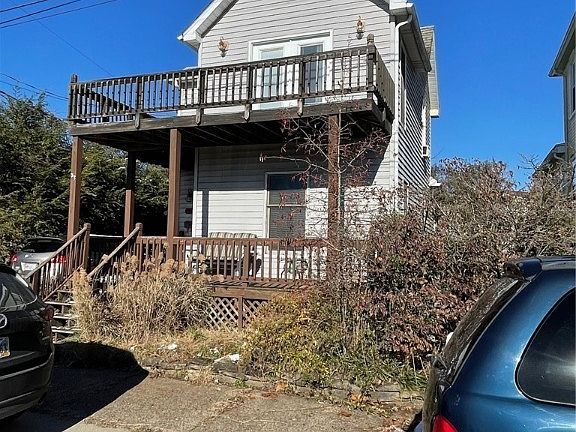 2nd image of 115 Fort Sq