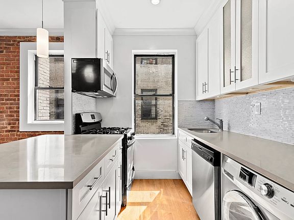 2nd image of 21-28 35th St APT 4C
