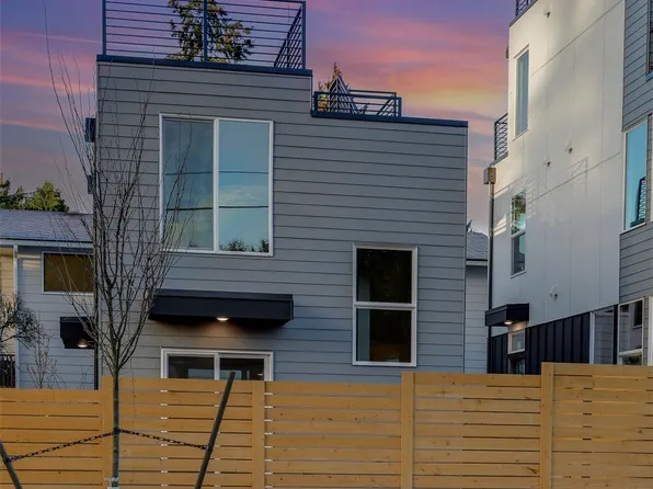 10300 B Interlake Avenue N, Seattle, WA 98133