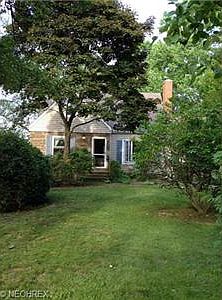 1st image of 879 Stuart Dr