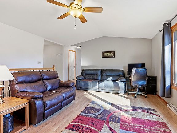 5th image of 907 E Florida Ave