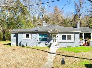 194 Mitchell St, Pelham, GA 31779