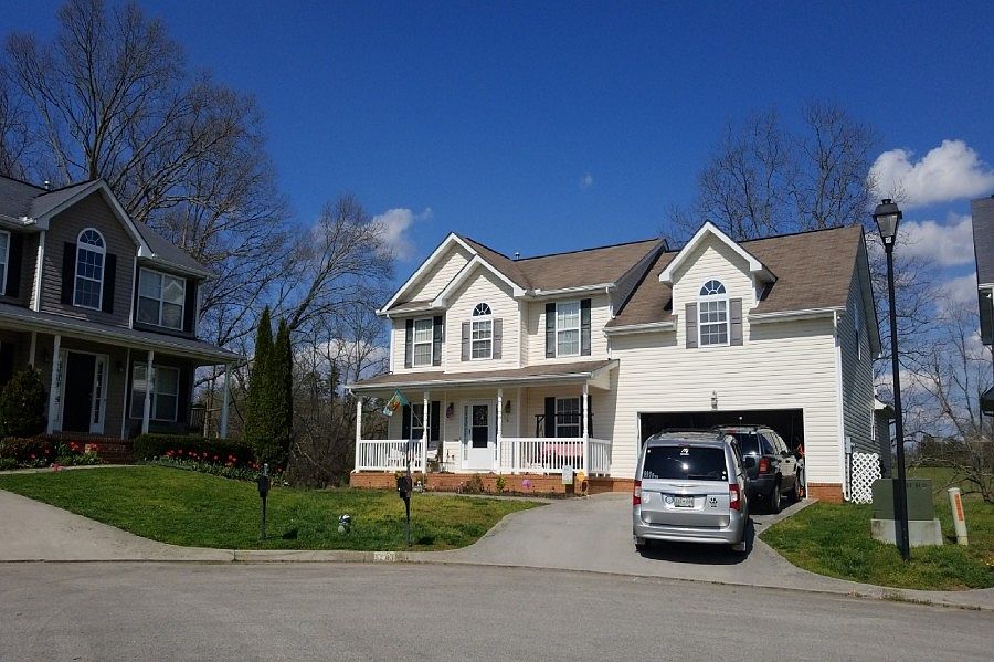 1st image of 5233 Horsestall Dr