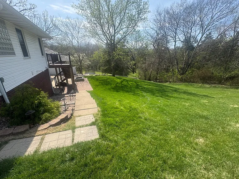 1108 Meadows Pl — Photo 6
