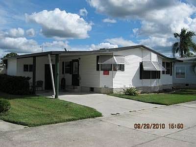 1st image of 446 Country Oaks Dr