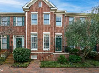 725 Parkham Ln, Raleigh, NC 27603
