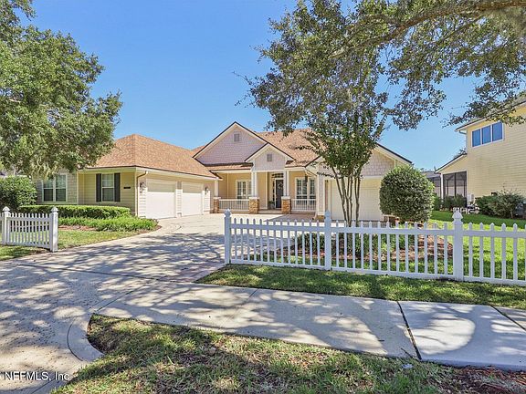 3rd image of 1867 PARADISE MOORINGS Boulevard