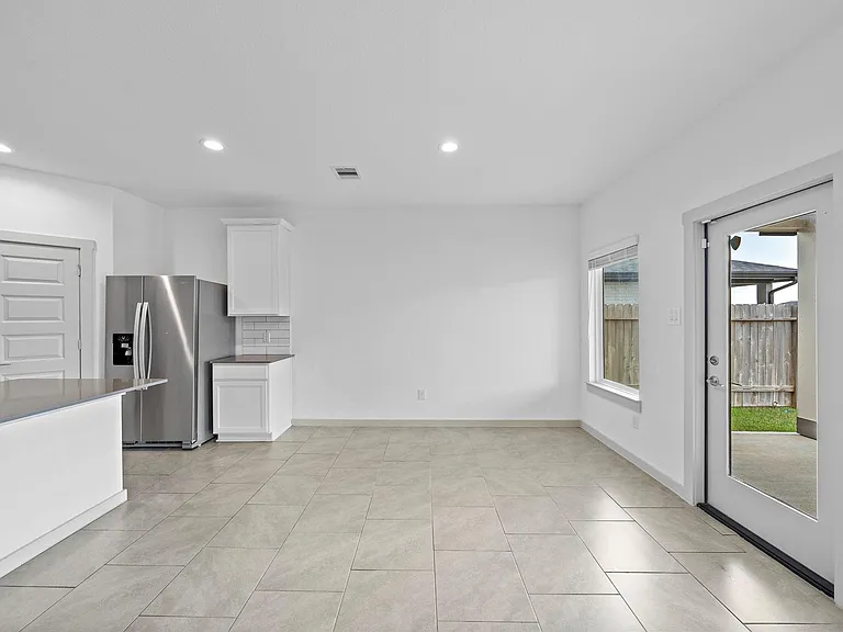 29507 Krus Hill Ln — Photo 8
