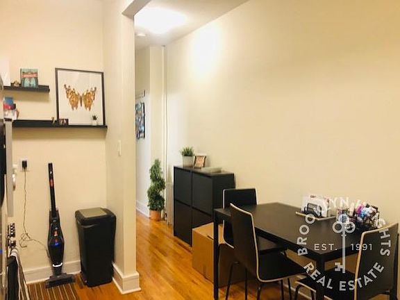 3rd image of 130 Montague St APT 2B