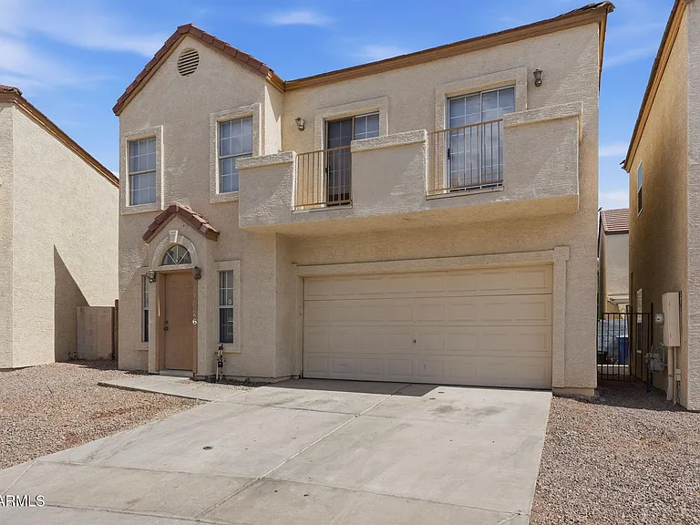 1026 W Libra Dr — Photo 3