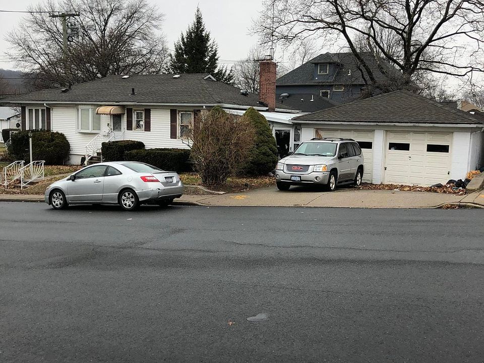 1st image of 69 Seneca Ave