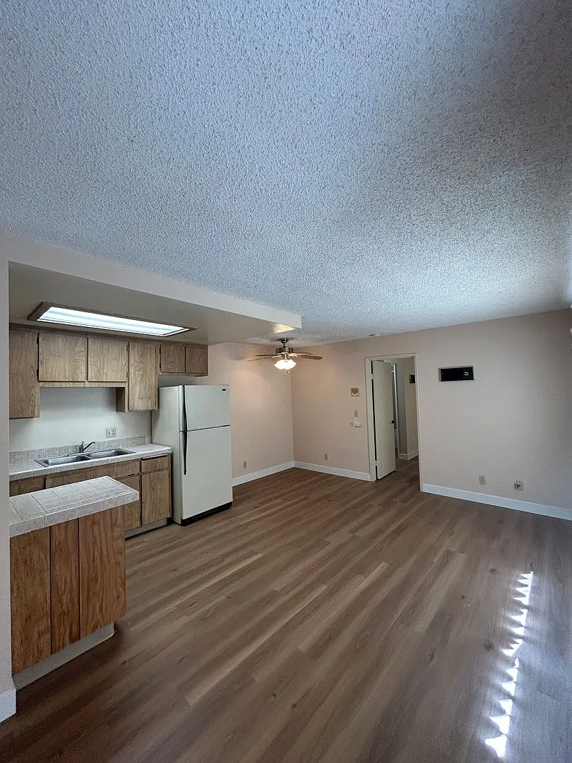 1 Bed, 1 Bath North Park - 55 and older Community — Photo 3