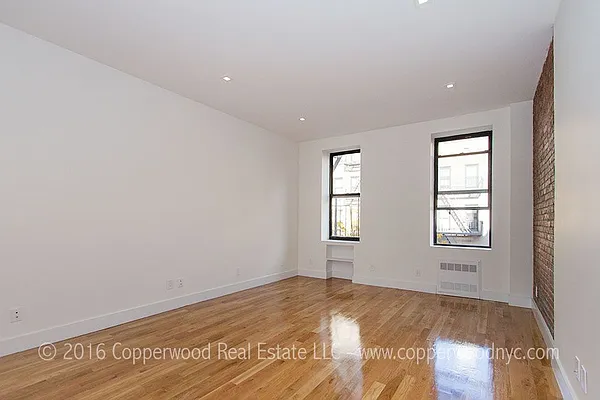 Rented by Copperwood Real Estate | media 10