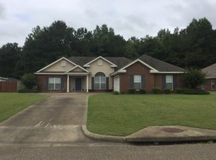1202 Cotton Lakes Blvd, Wetumpka, AL 36092