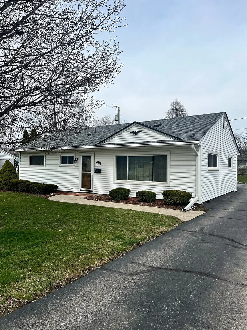 1304 Lane Ave photo 1