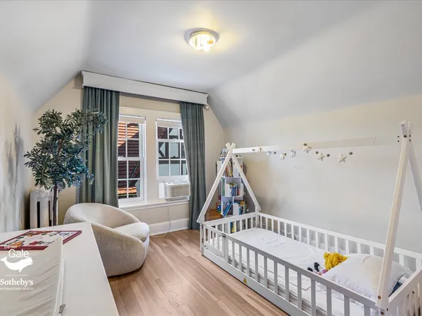 116-33 Union Turnpike image 25 of 40