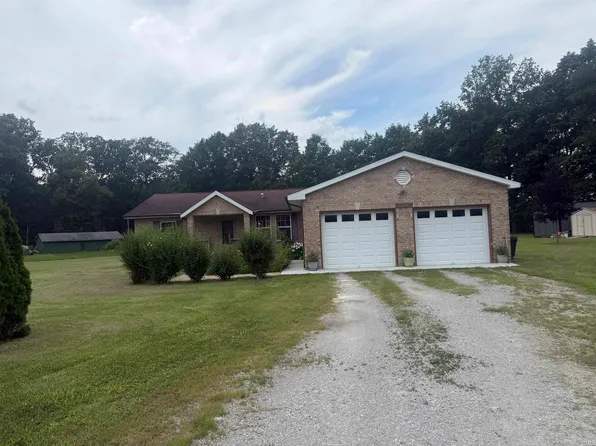 11758 W Smith Ridge Ct, Monticello, IN 47960
