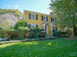 641 Llewellyn Pl, Charlotte, NC 28207