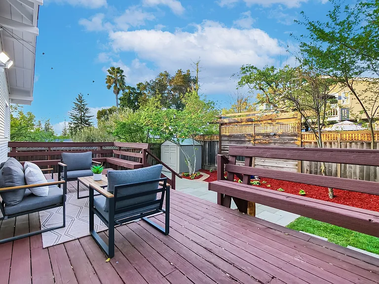 321 Johnson Ave — Photo 45