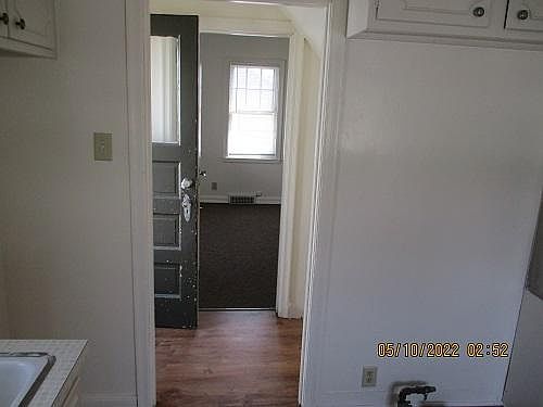 4th image of 2021 Saemann Ave