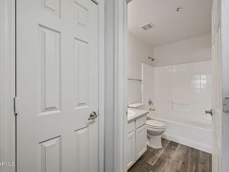 5010 N 22nd Ave #109 — Photo 14